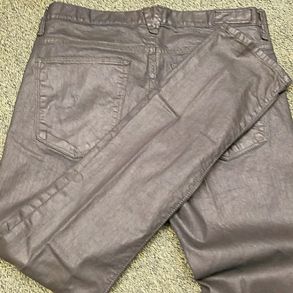 William Rast - Picture 3 of 7